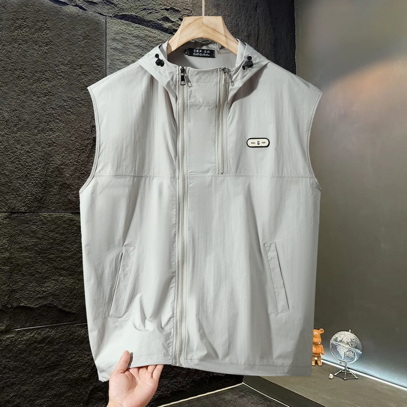 Oversized тениска, полиестер, едноцветен модел, свободна кройка, тънка материя, лято 2025