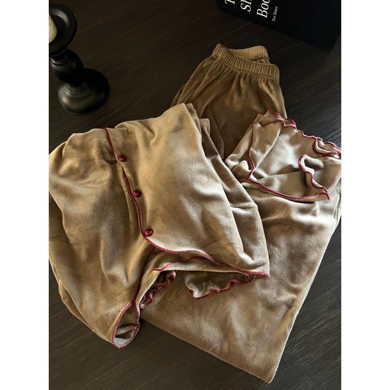 Island Velvet set: Kardigan, Modern minimalist stil; Poliester 95–100%, Težina tkanine 181–200 g/m²