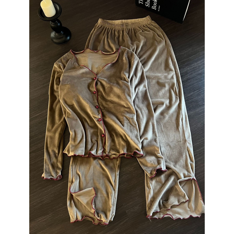 Island Velvet set: Kardigan, Modern minimalist stil; Poliester 95–100%, Težina tkanine 181–200 g/m²