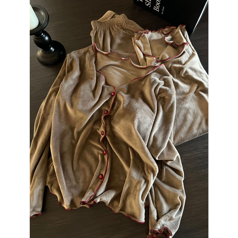 Island Velvet set: Kardigan, Modern minimalist stil; Poliester 95–100%, Težina tkanine 181–200 g/m²
