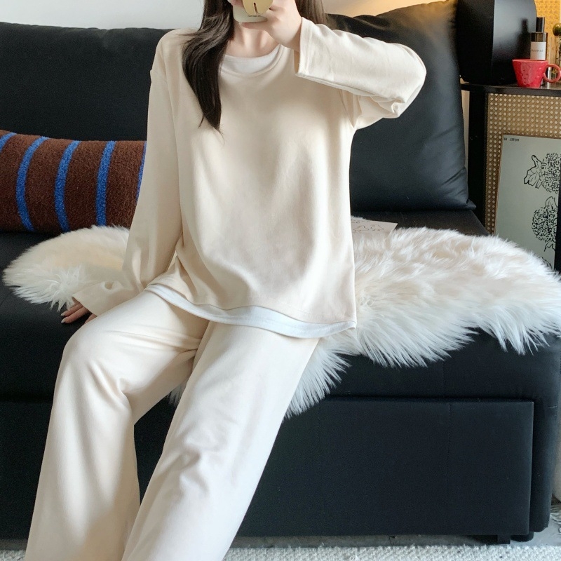 Ženski topli kašmir pidžama set s umetcima za poprsje, dugi rukavi, okrugli izrez, debeli materijal 201-250 g/m², može se nositi i vani, zimska udobnost.