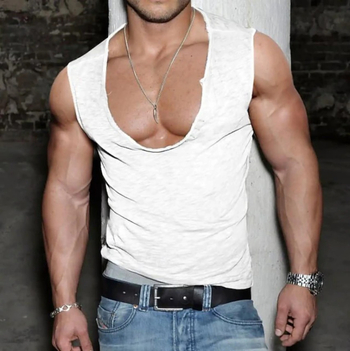 Мъжки потник – свободен силует, полиестрова материя, съдържание 95%, контурни шевове, прав ръб