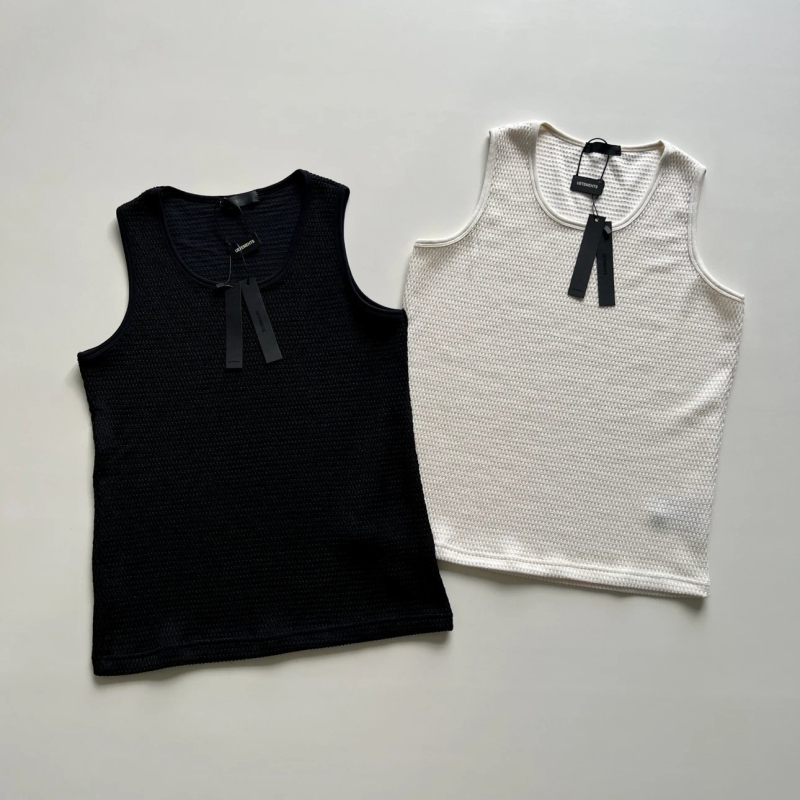 Безръкав плетен жилет с шарка на пчелна клетка и 3D жакардова текстура, тясна кройка, полиестер 95%, прав подгъв