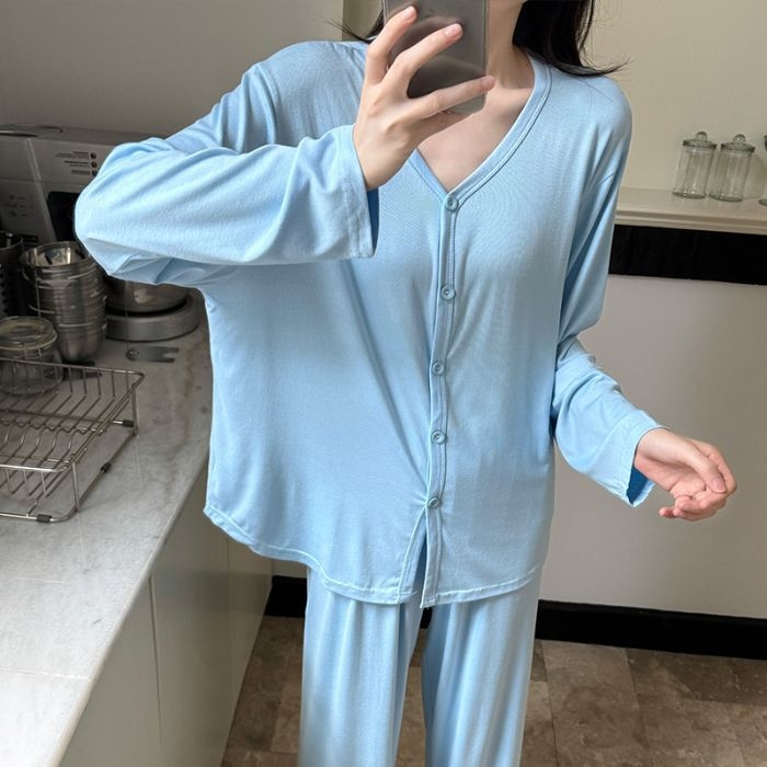 Női modal pizsama szett kardigánnal, hosszú ujjú felsővel és hosszú nadrággal, 100% modal, vékony anyag, V-nyak, 161–180 g/m²