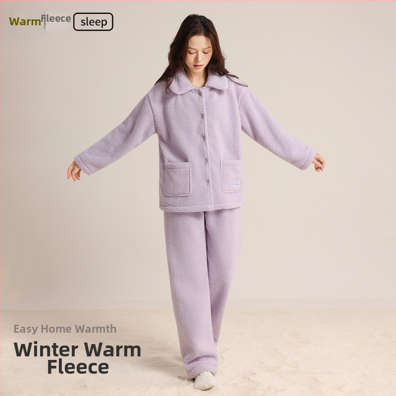 Női korall-flízes pizsama szett, két darabos, hosszú ujjú felső és hosszú nadrág, vastag anyag, poliészter 95-100%, otthoni viselet.