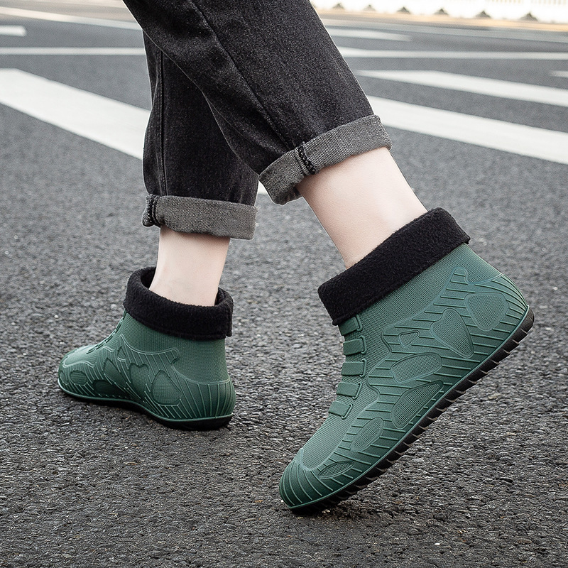 Muške kratke kišne cipele – vodootporne, PVC gornji dio, mrežasta podstava, slip-on