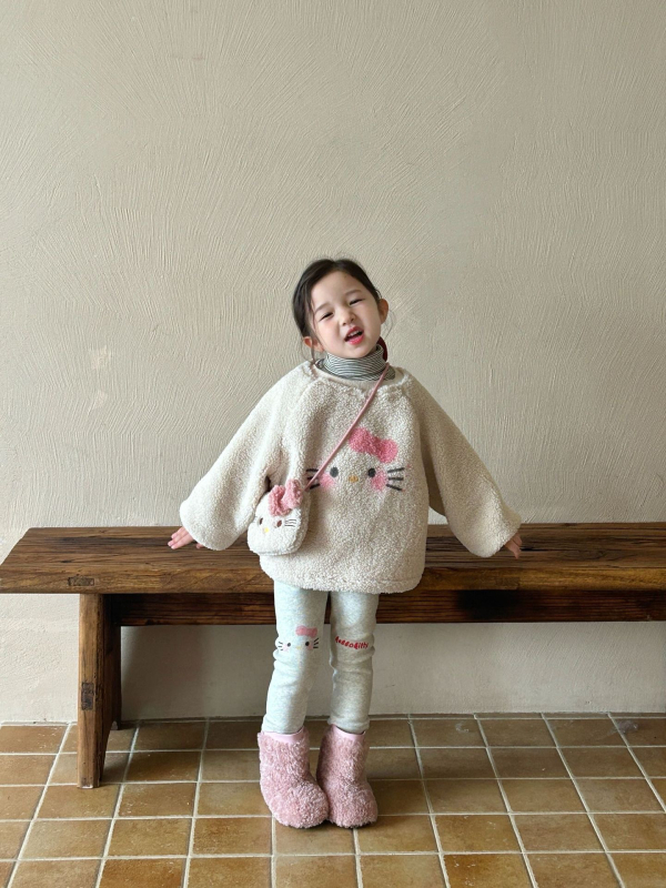 Dječji sweatshirt u korejskom stilu za djevojčice, zima, s dugim rukavima, cartoon uzorak, debeli materijal od vuneno-pamukaste smjese (80% pamuk).