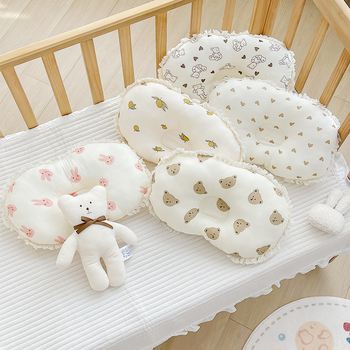 Oblikovana jastučnica za novorođenčad – crtani dizajn, materijal gaze, prevencija plosnog glave, 0–12 mjeseci, sigurnost klase A