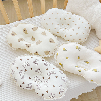Oblikovana jastučnica za novorođenčad – crtani dizajn, materijal gaze, prevencija plosnog glave, 0–12 mjeseci, sigurnost klase A