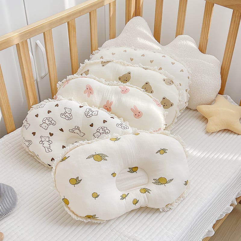 Oblikovana jastučnica za novorođenčad – crtani dizajn, materijal gaze, prevencija plosnog glave, 0–12 mjeseci, sigurnost klase A