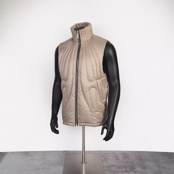 Down vest s metalnom kopčom – High Street vintage stil, slobodan kroj, 400 g gusinog Down, najlon vanjska tkanina, jesen/zima