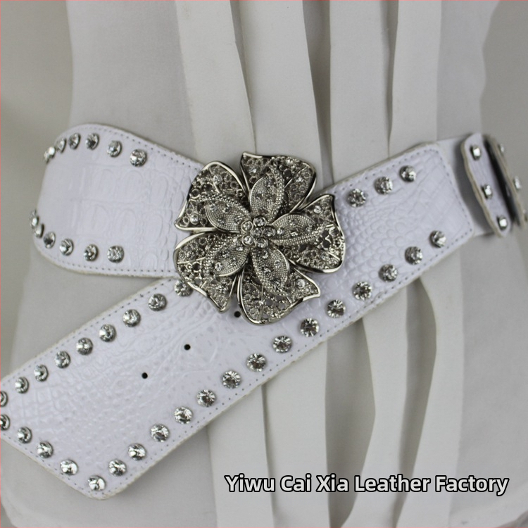 Женски колан за талия с кристали вградени и флорална катарама от сплав, изкуствена кожа, закопчаване със щракване