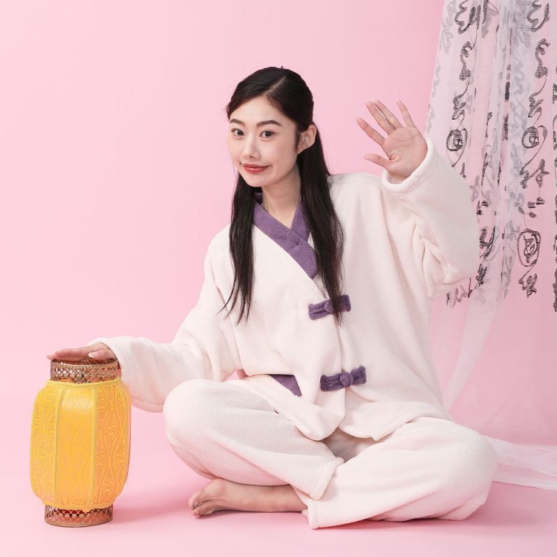 Ženski kardigan od poliestera, debeli materijal, bez ovratnika, dugi rukavi, labav kroj