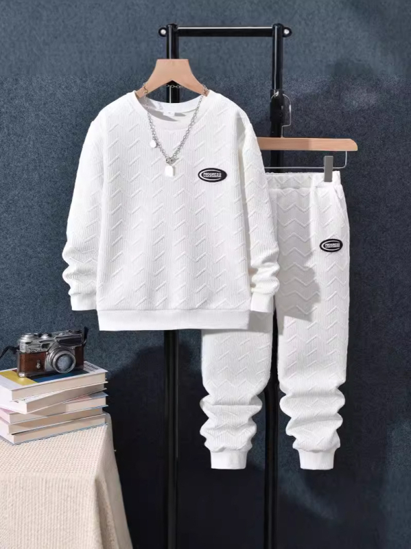 Dvodijelni dječji kostim od pamuka s dugim rukavima i hlačama — casual, zima/jesen, mekana pamuk tkanina, prugasti ili jednobojni uzorak