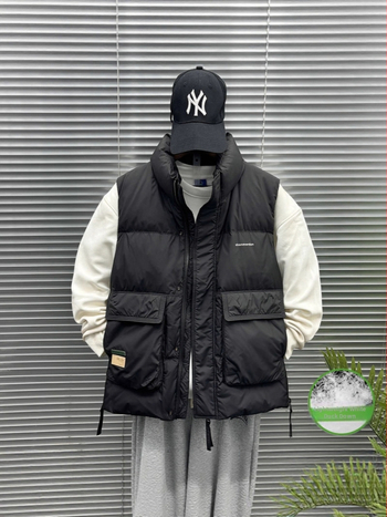 Prsluk s kacjim perjem, 66–70% udjela perja, zatvarač, rever kragna, vinilon tkanina