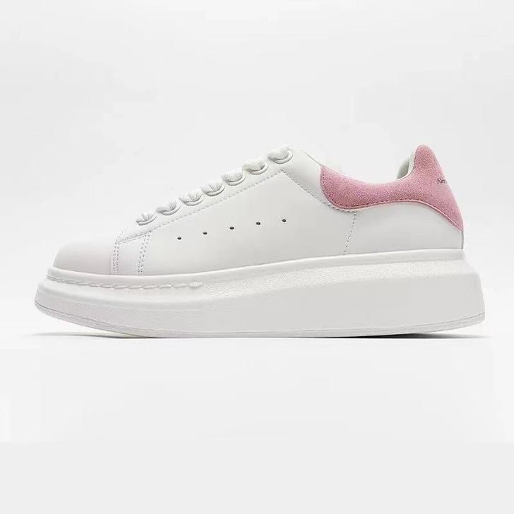 Kožne platforme s povećanjem visine, okrugli vrh, prednje vezanje, gornji dio od prave kože, protuklizna gumena potplat