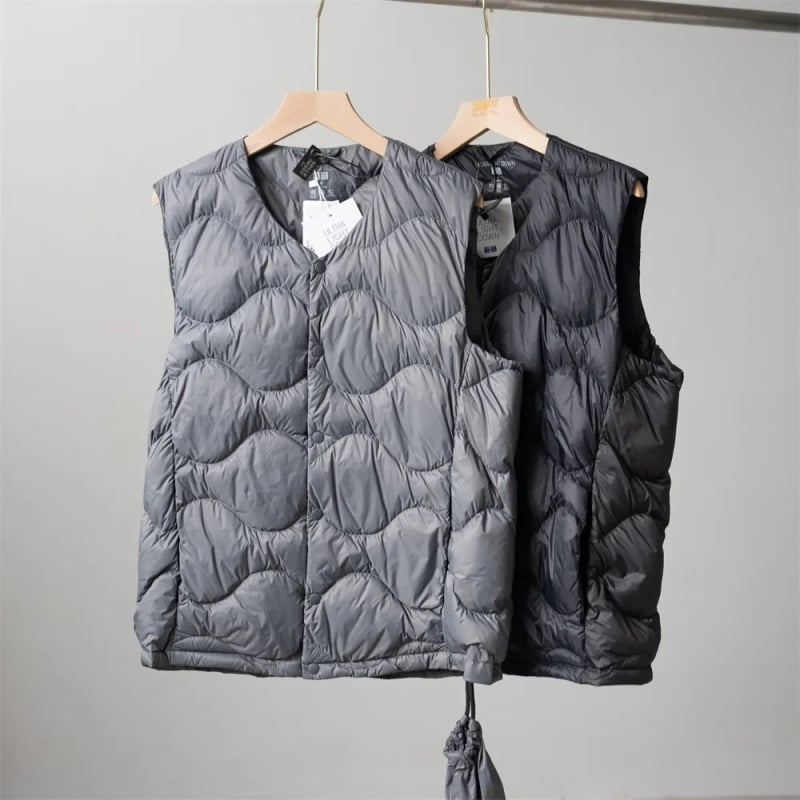 Muško lagano vesto s perjem s V izrezom, bez kapuljače, poliester tkanina, punjenje od bijelog patka