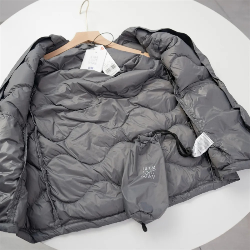 Muško lagano vesto s perjem s V izrezom, bez kapuljače, poliester tkanina, punjenje od bijelog patka