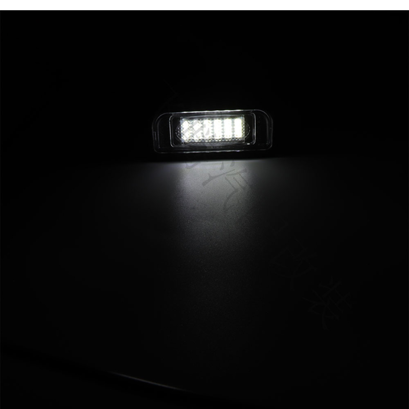 LED svjetlo za stražnji registarski broj za Mercedes W220 S-Class (1999–2005), 12V, 5W, 50.000 sati, 7000K, ABS+LED