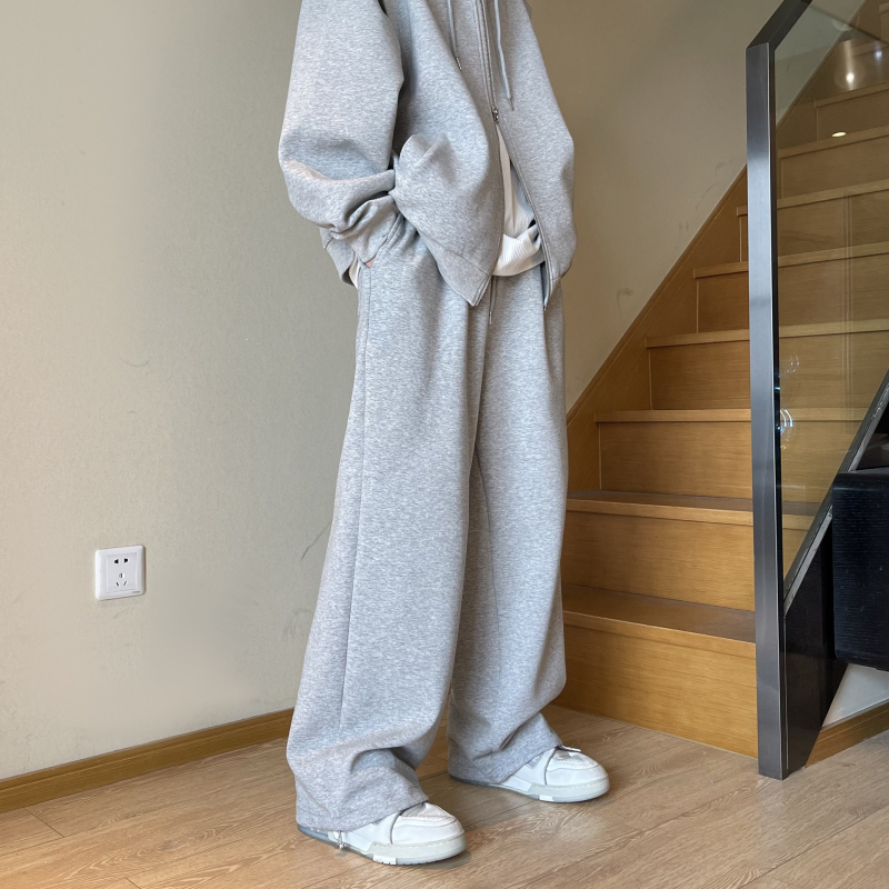 Muške sportske hlače ravnog kroja, mješavina poliester-bavlna, srednje niski pojas, za sve sezone