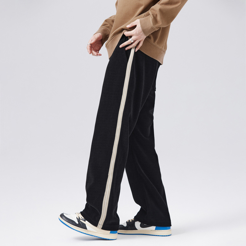 Casual sportske hlače, mladenаčki stil, ravnog kroja, visok struk, s vezicom za stezanje