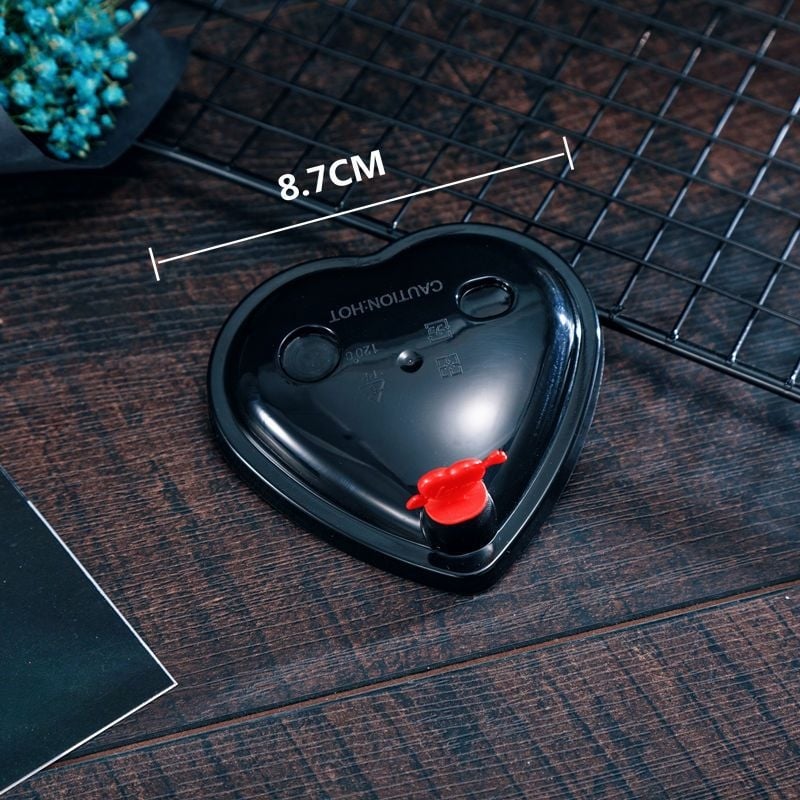 Μίας χρήσης πλαστικό ποτήρι σε σχήμα καρδιάς για ποτά (PP), με καπάκι, χωρητικότητα 501–600 ml, δυνατότητα εκτύπωσης λογοτύπου