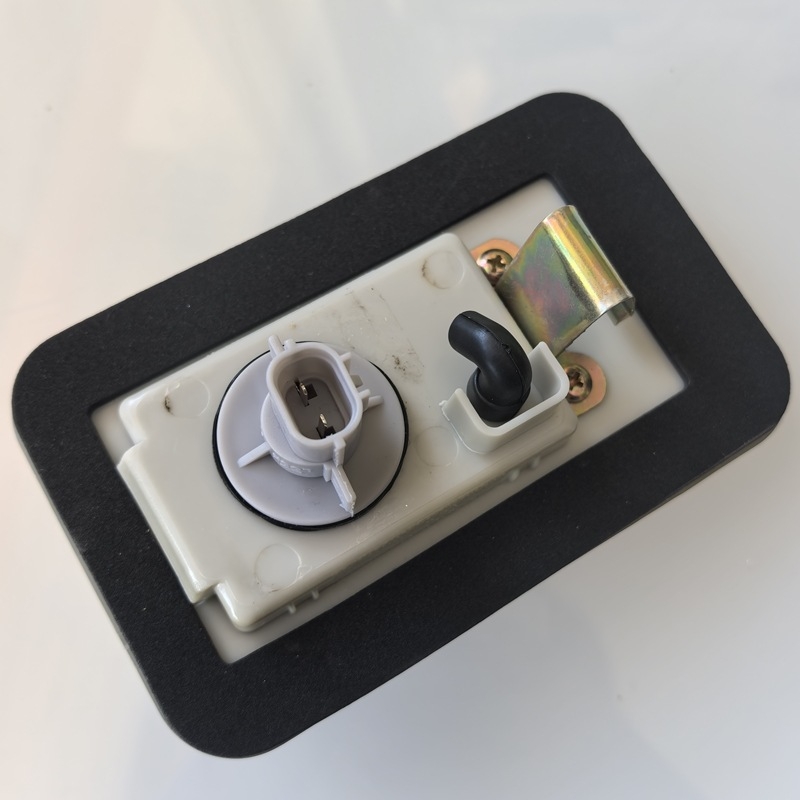 Lumină laterală a ușii pentru Valin Heavy Truck – 24V, Model: Valin Heavy Truck Door Side Light, Compatibil cu Valin