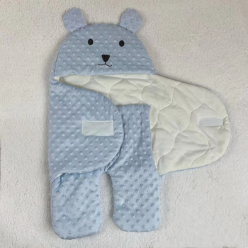 All-season zavin za novorođenče s anti-startle značajkom, uzorak životinja, materijal od 100% pamuka