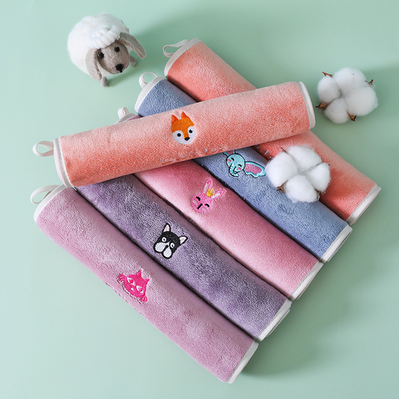 Dječji ručnik s izvezenim finim vlaknima, 50 g, brzo upijanje 5-10 s, poliester vlakno