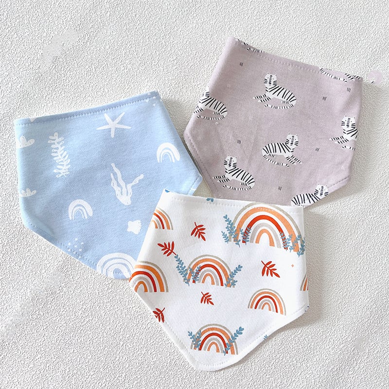 Háromszög alakú babaligab törölköző, dupla rétegű vízálló, 100% pamut (>95%), egyszínű mintázat, 0–3 éves korig, Cotton Baby Library.