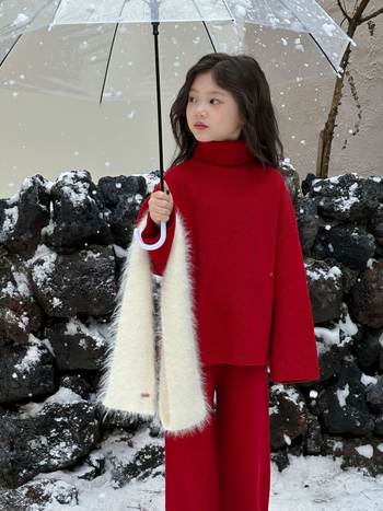 Dvodjelni dječji set: pulover s rolkom i široke hlače, pamuk 95%, zima 2025