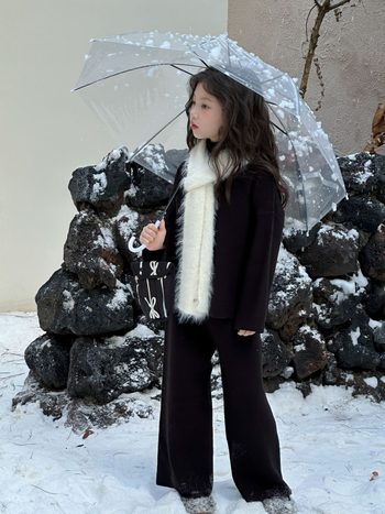 Dvodjelni dječji set: pulover s rolkom i široke hlače, pamuk 95%, zima 2025