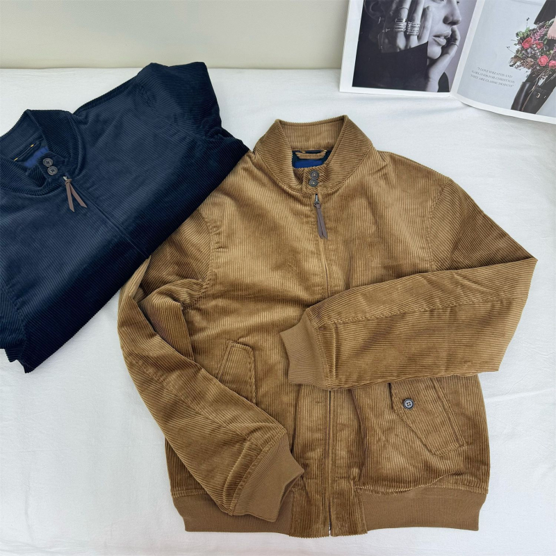 Corduroy Harrington jakna s izšivkom, pamukasti materijal, stojeći ovratnik, zip, više džepova