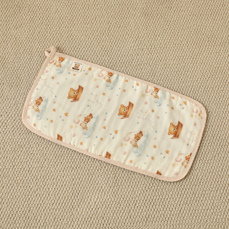 Baba arctörölköző tiszta pamut géz anyagból – négyzet alakú, újszülötteknek, uniszex, állatmintával