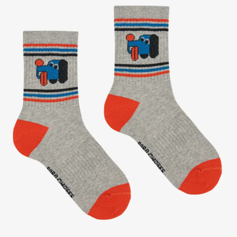 Gyerek zokni, jacquard kötés, kifésült pamut, lélegző és nedvességelnyelő, mintázat karikatúrák és betűk