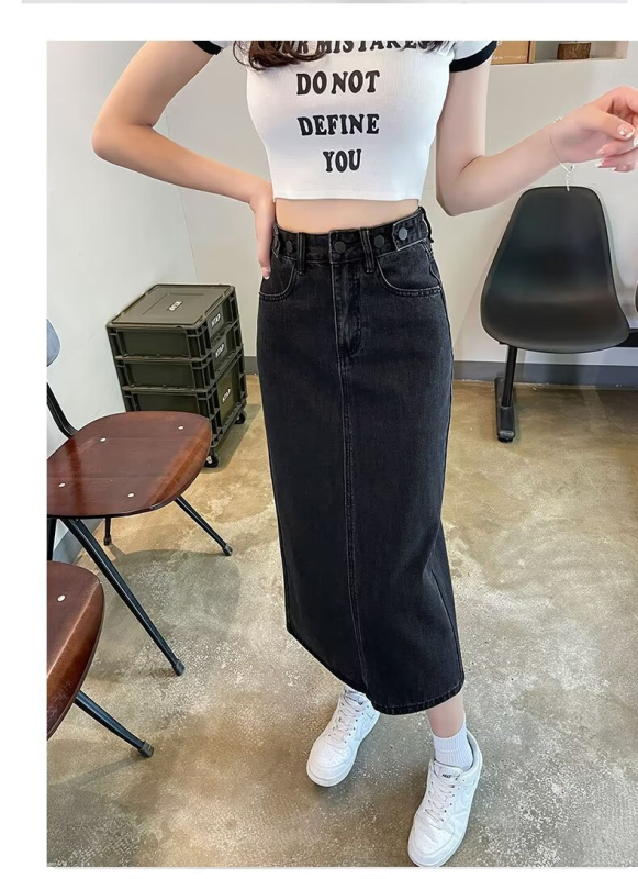 A-linijska denim midi suknja — jednodobojni uzorak, poliesterska tkanina, sadržaj poliestera 30–50%, ljeto 2024