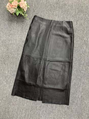 Suknja od kozje kože, visok pojas, srednja duljina, ravni kroj s otvorom, vintage uredski stil, jesen 2024
