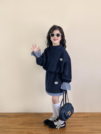 Dječji set: suknja i sweatshirt u korejskom stilu, jesen, s visokim ovratnikom i kariranim manžetama, pamukova smjesa (90% pamuk), za djevojčice 3–8 godina