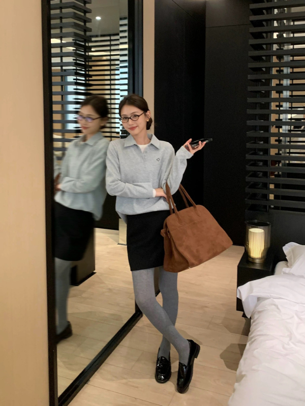 A-linijska suknja od vune, 95% i više vune, minimalistički stil, zima 2025