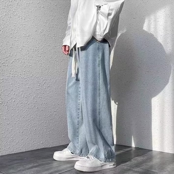 Мъжки дънки с прави крачета, деним 65% памук, средно повдигната талия, закопчаване с връзка