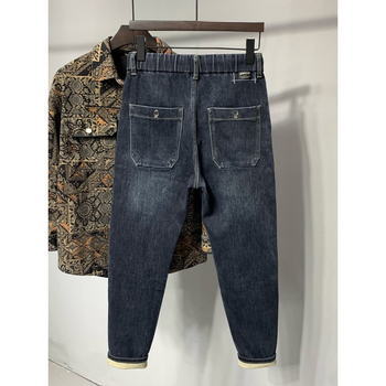 Muške traperice – ravnog kroja, srednji struk, elastični pojas sa štrikom, pamuk denim, mikroelastičnost