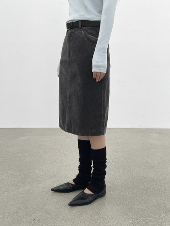 Love and Nancy Thirteen Lines 2025 zima Corduroy ravna midi suknja za žene jednobojna vintage distressed