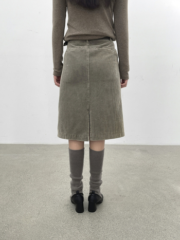 Love and Nancy Thirteen Lines 2025 zima Corduroy ravna midi suknja za žene jednobojna vintage distressed