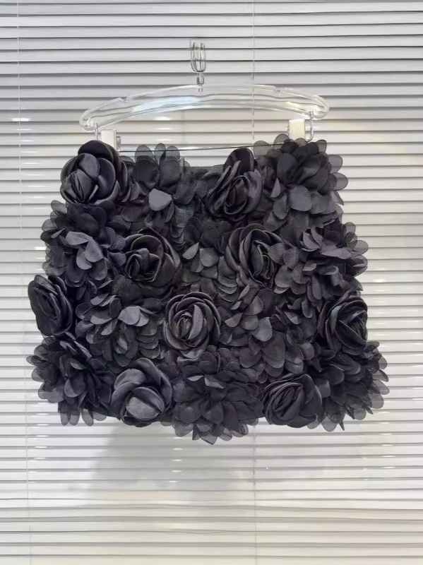 Fustă scurtă în linie A, cu model 3D floral, țesătură mercerizată Sade, poliester-elastan, vară 2024