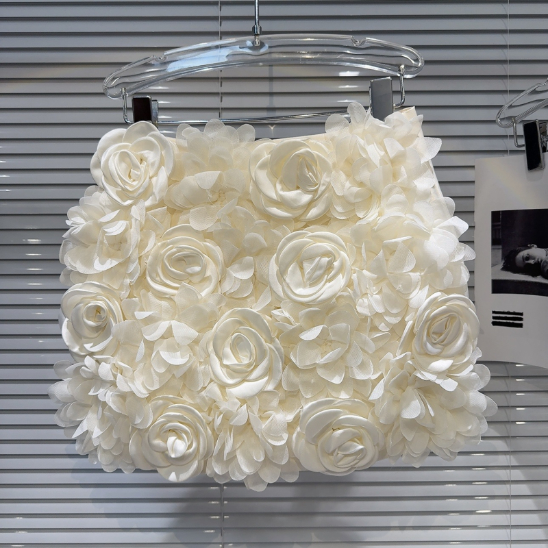 Fustă scurtă în linie A, cu model 3D floral, țesătură mercerizată Sade, poliester-elastan, vară 2024