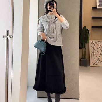 Fustă în linie A, material din bumbac amestecat, lungime midi, cusătură decorativă, Primăvara 2025