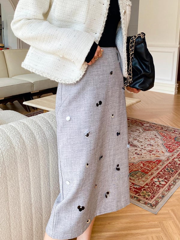 Beaded midi suknja, mješavina poliestera i viskoze, 30–50% viskoze, nije elastična, srednje duljine, jednostupanj dizajn