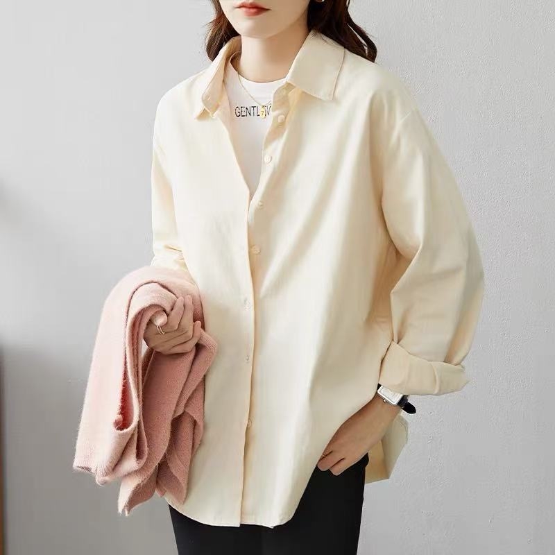 Pamukna košulja, opušten kroj, jednobojni uzorak, casual stil, trodimenzionalni kroj