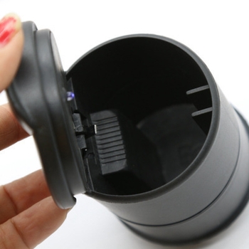 Τασάκι αυτοκινήτου από πλαστικό, μοντέλο 8, βάρος 83 g, μάρκα Pen steam, βιονική κατασκευή