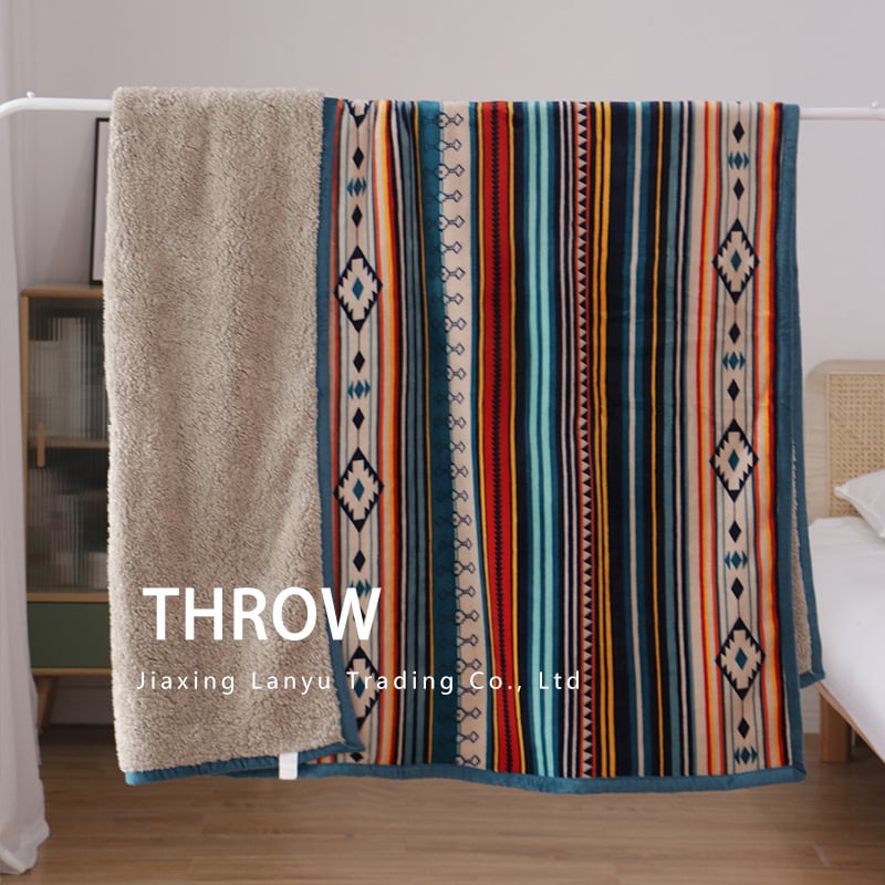 Фланелено одеяло с ивици, полиестерна материя, тегло 300–500 g, четири сезона, без свиване